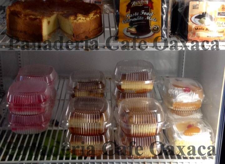 Panaderia Cafe Oaxaca | 1160 Clovis Ave, Clovis, CA 93612, USA | Phone: (559) 323-7991