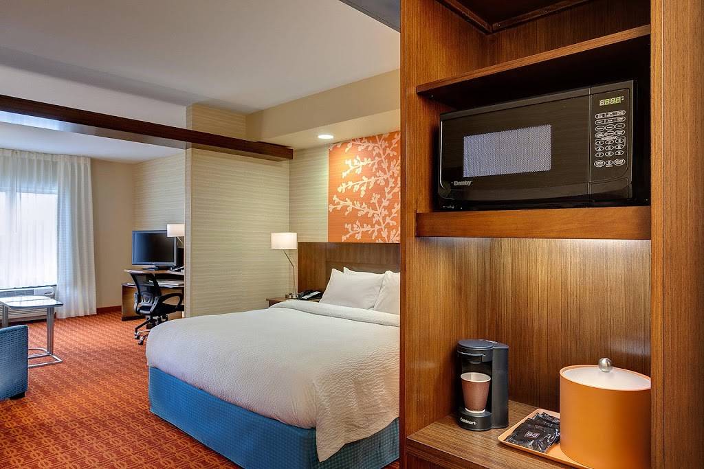 Fairfield Inn & Suites by Marriott Lincoln Crete | 3015 Betten Dr, Crete, NE 68333, USA | Phone: (402) 318-7770