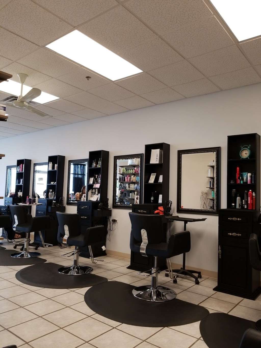 Tresses Salon | 19130 88th Ave, Mokena, IL 60448, USA | Phone: (708) 995-7121