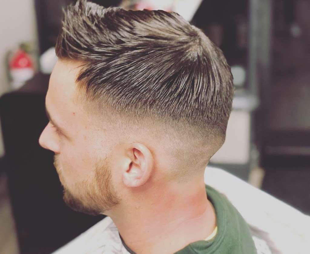 Danny’s barbershop | 150 S Main St, Newtown, CT 06470, USA | Phone: (203) 304-1632