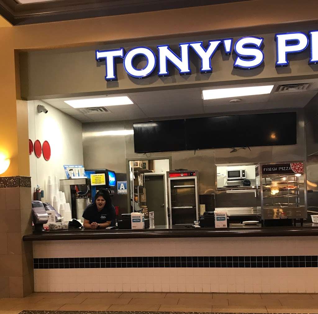 Tonys pizza | 5701 Outlets at Tejon Pkwy, Arvin, CA 93203, USA | Phone: (661) 858-2425