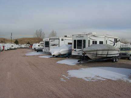 Peties RV & Boat Storage | 5699 N Peterson Rd, Sedalia, CO 80135, USA | Phone: (303) 885-7830