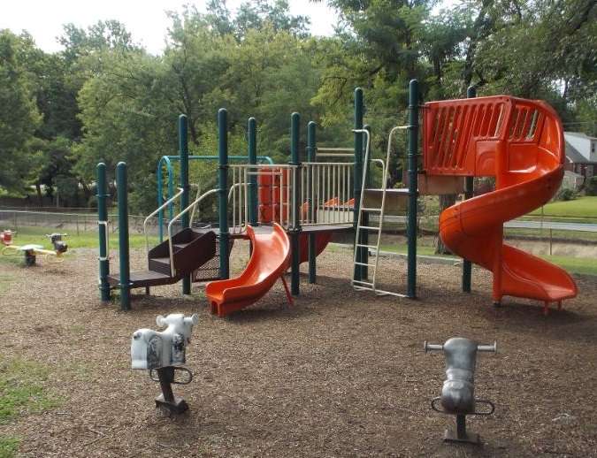 Michigan Park Hills Park | 1501 Chillum Rd, Chillum, MD 20782, USA | Phone: (301) 699-2400