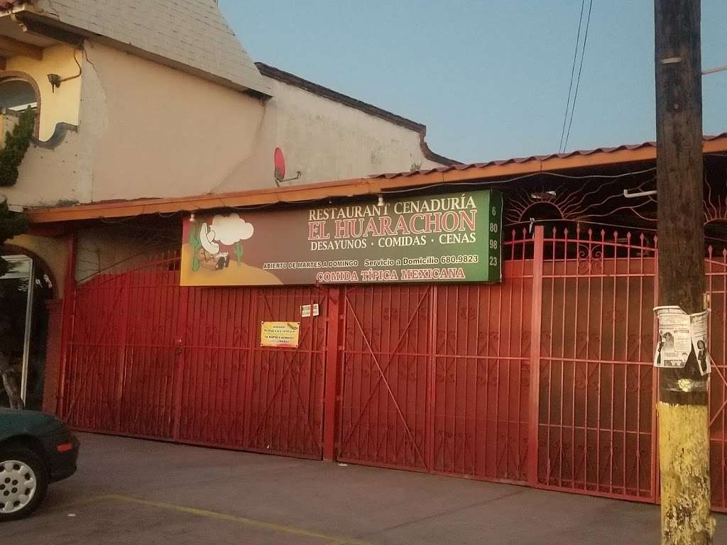 Restaurant Cenaduría El Huarachon | Paseo Playas de Tijuana 2276, Playas, Jardines del Sol, Tijuana, B.C., Mexico | Phone: 6809823