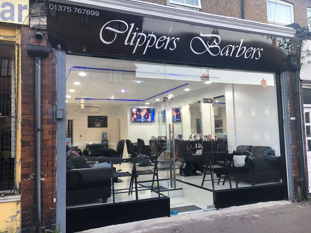 Clippers Barber | 150 London Rd, Grays RM17 5YD, UK | Phone: 01375 767899