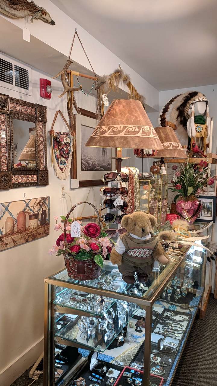 Jo Rics Gifts & Home Decor | 7275 US-34, Oswego, IL 60543, USA | Phone: (630) 554-7855