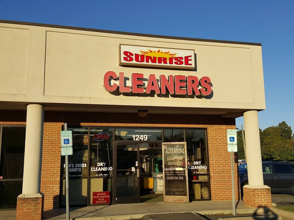 Sunrise Cleaners | 1249 W Clemmonsville Rd, Winston-Salem, NC 27127, USA | Phone: (336) 788-4008