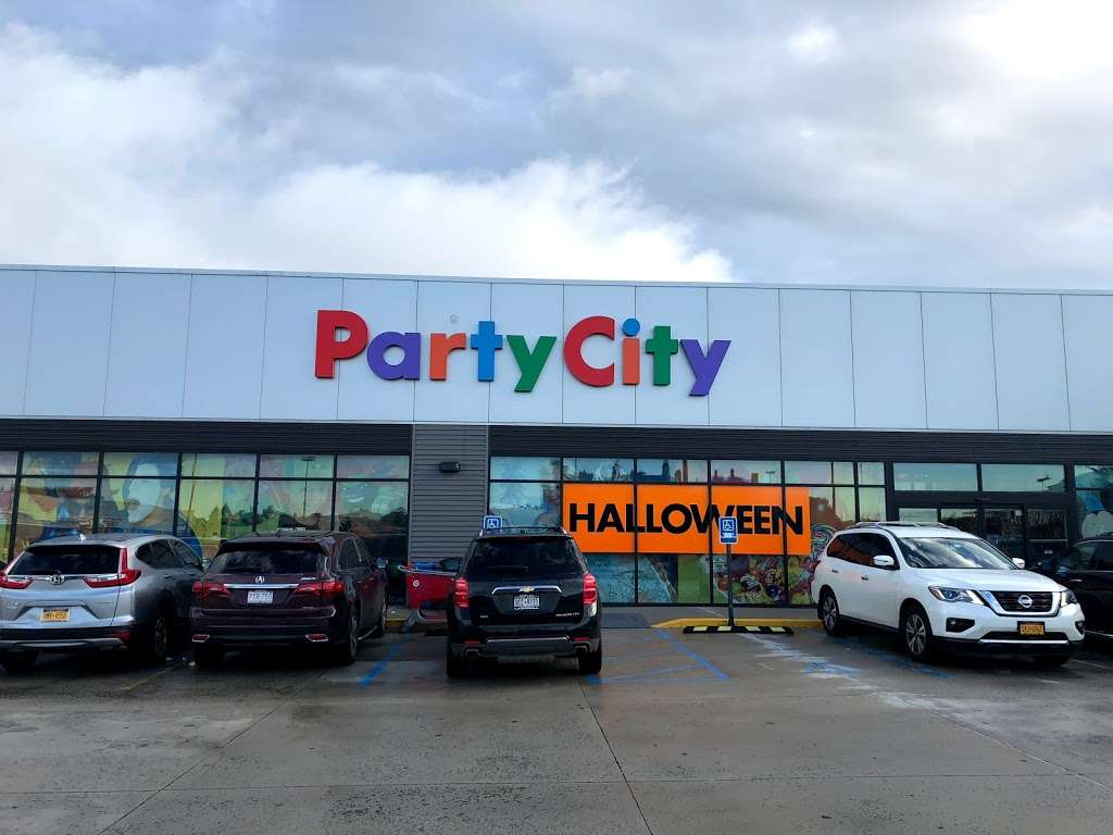 Party City | 815 Hutchinson River Pkwy, The Bronx, NY 10473, USA | Phone: (718) 823-3949