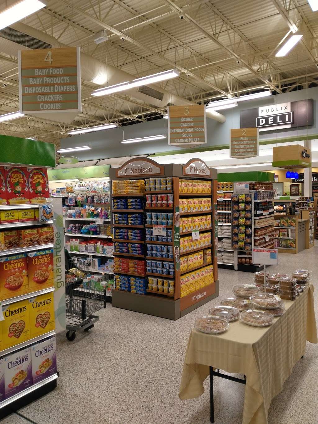 Publix Super Market at Town Park | 12231 E Colonial Dr, Orlando, FL 32826, USA | Phone: (407) 482-1244