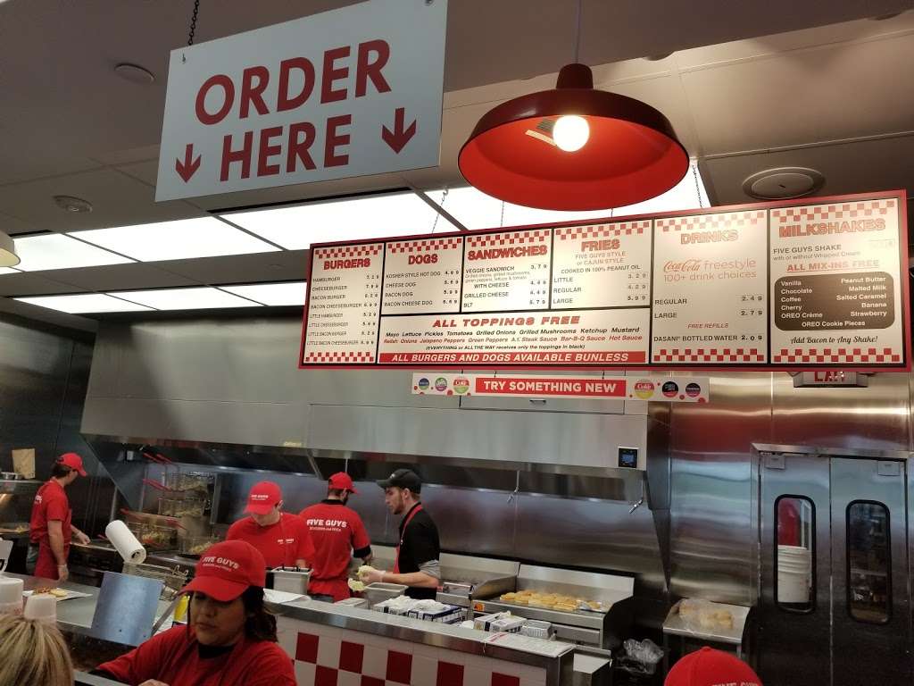 Five Guys | 11971 Grand Pkwy, New Caney, TX 77357, USA | Phone: (281) 577-4012