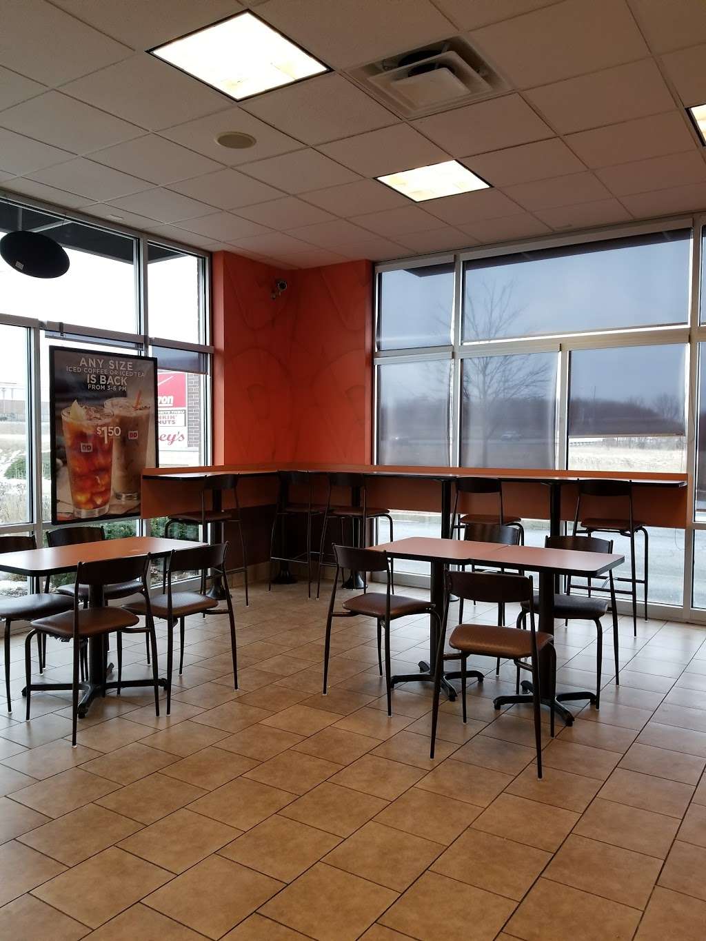 Dunkin Donuts | 3523 Diamond Dr, McHenry, IL 60051, USA | Phone: (815) 385-3820