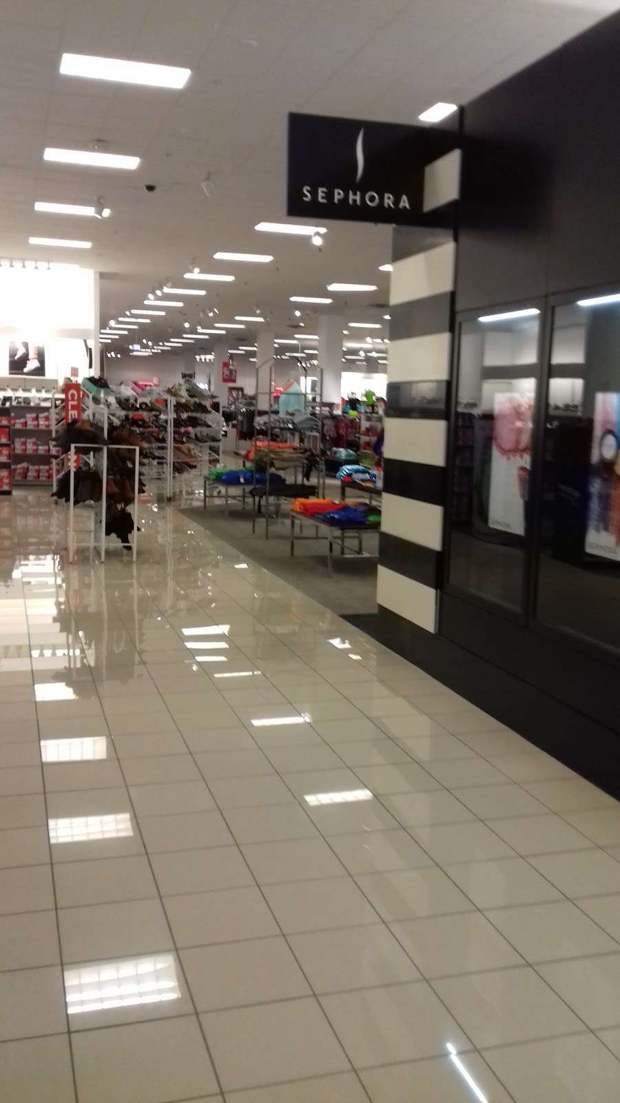 JCPenney | 7601 S Cicero Ave, Chicago, IL 60652, USA | Phone: (773) 581-6600