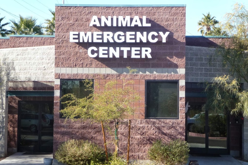 Animal Emergency Center of Las Vegas and Henderson | 3340 E Patrick Ln, Las Vegas, NV 89120, USA | Phone: (702) 457-8050