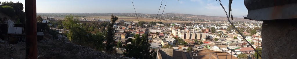 Casa de alex y mary | C. Mario Ramírez 545-406, Castillo, 22050 Tijuana, B.C., Mexico | Phone: 664 197 5408