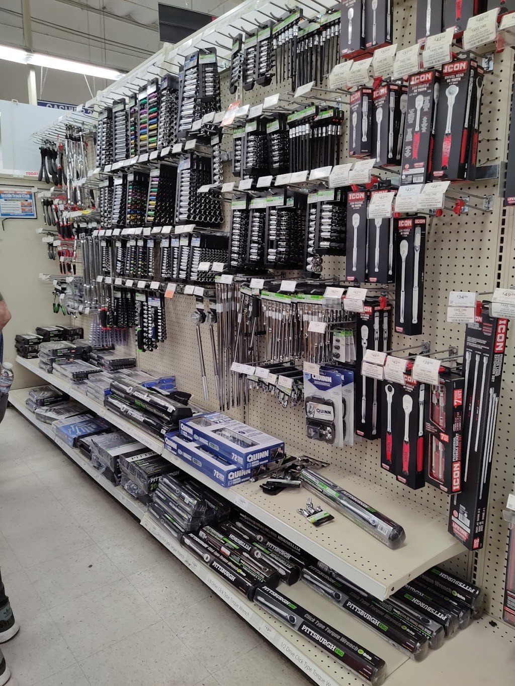 Harbor Freight Tools | 580 Inland Center Dr unit a, San Bernardino, CA 92408, USA | Phone: (909) 384-0607