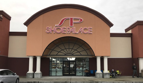 Shoe Palace | 2111 Solano Ave, Vallejo, CA 94590, USA | Phone: (707) 644-4633