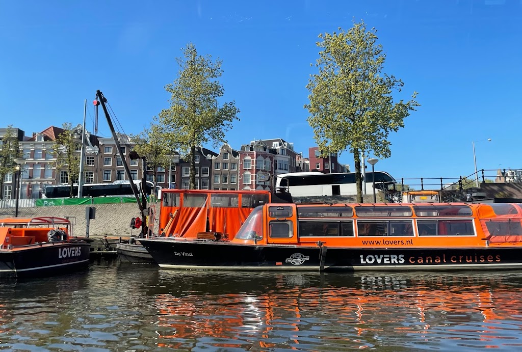 Lovers Canal Cruises Amsterdam | Prins Hendrikkade 20B, 1012 TL Amsterdam, Netherlands | Phone: 020 214 3111