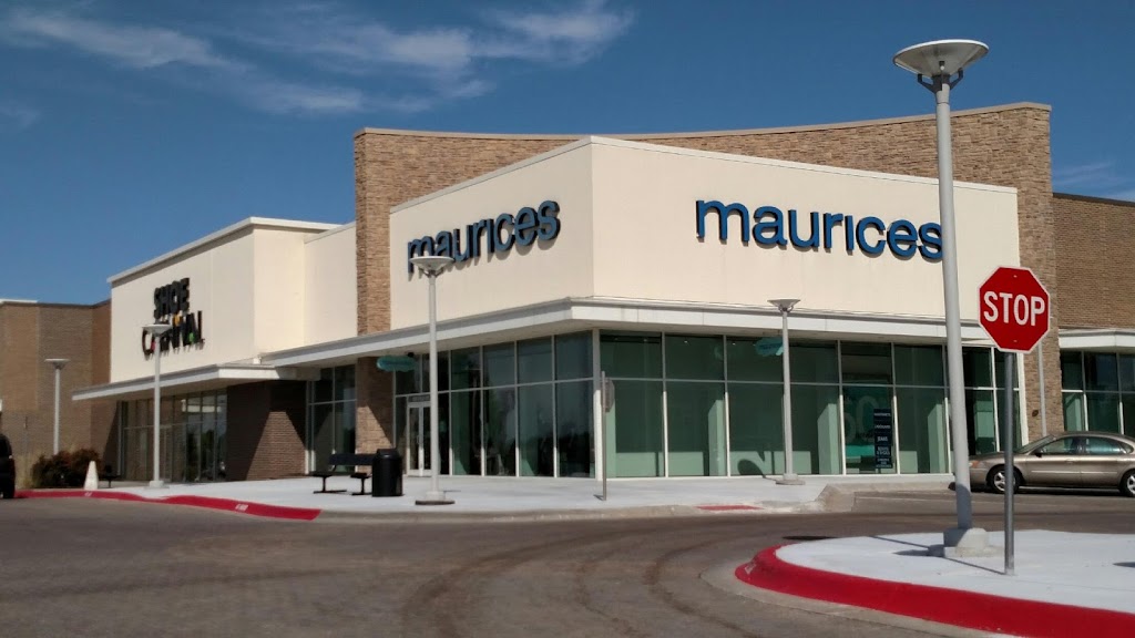 Maurices | 12310 K Plaza Space 101, Omaha, NE 68137, USA | Phone: (402) 330-0940