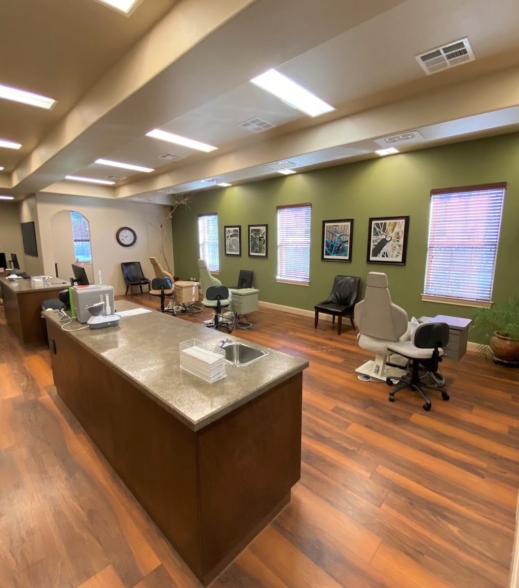 Steven W. Smith DDS, MS, Orthodontist | 100 N Lakeline Blvd, Cedar Park, TX 78613, USA | Phone: (512) 219-1389