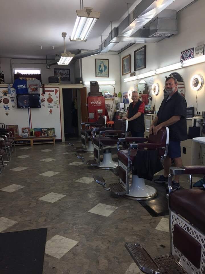 Hubbard Lane Barber Shop | 105 S Hubbards Ln Louisville, 105 S Hubbards Ln, St Matthews, KY 40207, USA | Phone: (502) 897-7700