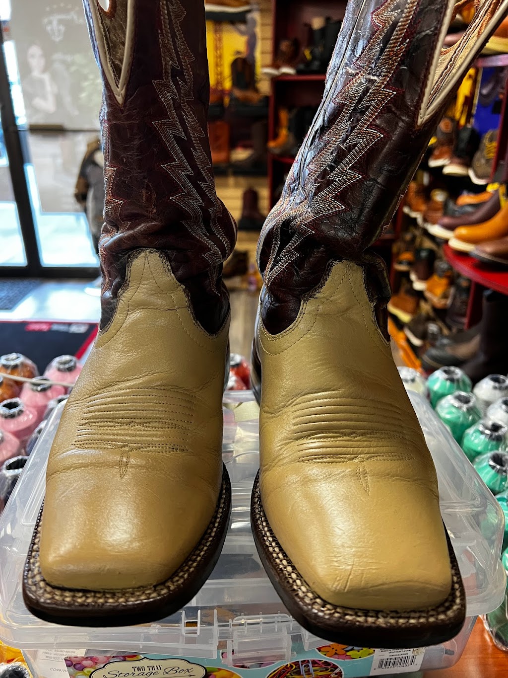 Besserro Boots | 205 E Casino Rd Suite B-6, Everett, WA 98208, USA | Phone: (425) 931-7341