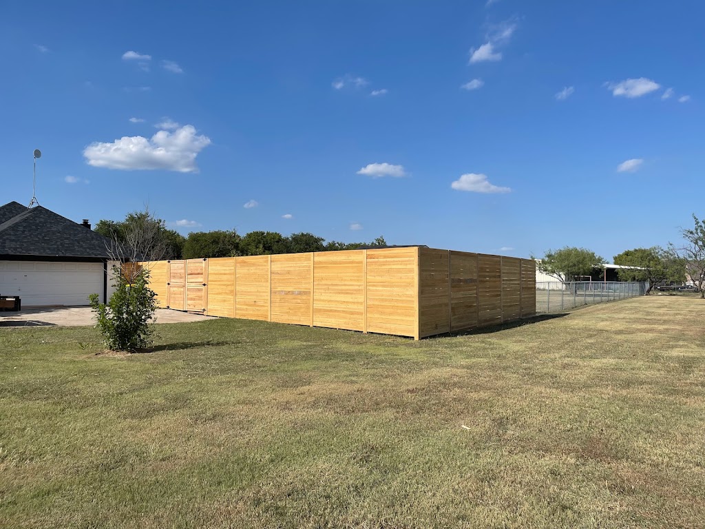 CMC Fence and Roof | 5555 Heatherglen Terrace, Fort Worth, TX 76179, USA | Phone: (817) 905-4924