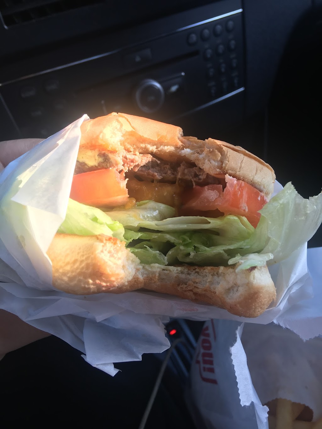 Bobos Burgers | 2709 Firestone Blvd, South Gate, CA 90280, USA | Phone: (323) 249-6711