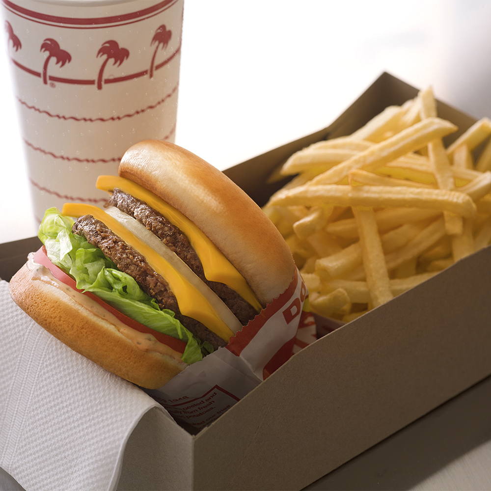 In-N-Out Burger | 1490 E Yosemite Ave, Manteca, CA 95336, USA | Phone: (800) 786-1000