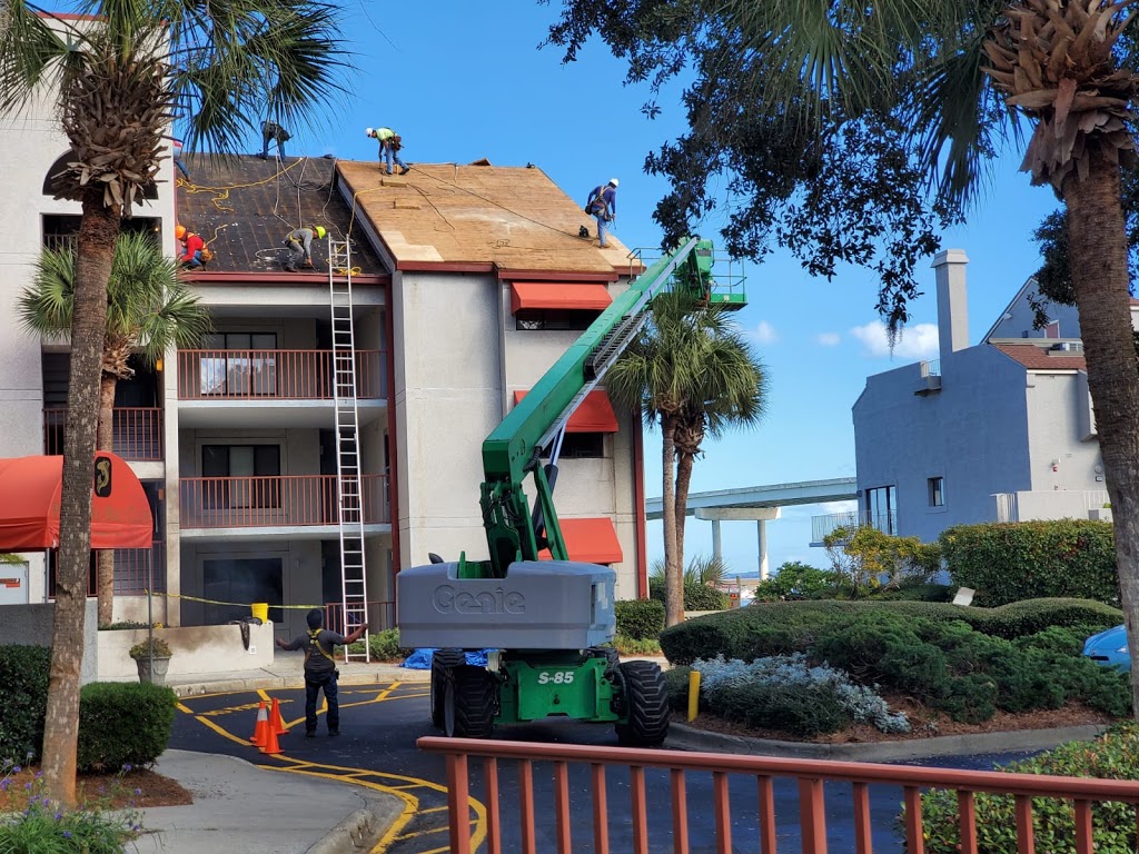 ACE Roofing Contractors LLC | 13444 Gran Bay Pkwy, Jacksonville, FL 32258, USA | Phone: (904) 502-6398
