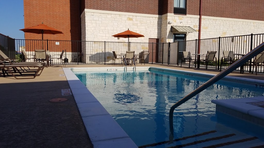 Comfort Suites Kyle | 5213 Physicians Way, Kyle, TX 78640, USA | Phone: (512) 262-0098