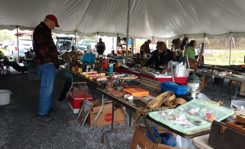 Creekside Flea Market (Seasonal: Open April Thru October) | 543 NY-145, Middleburgh, NY 12122, USA | Phone: (518) 545-7657