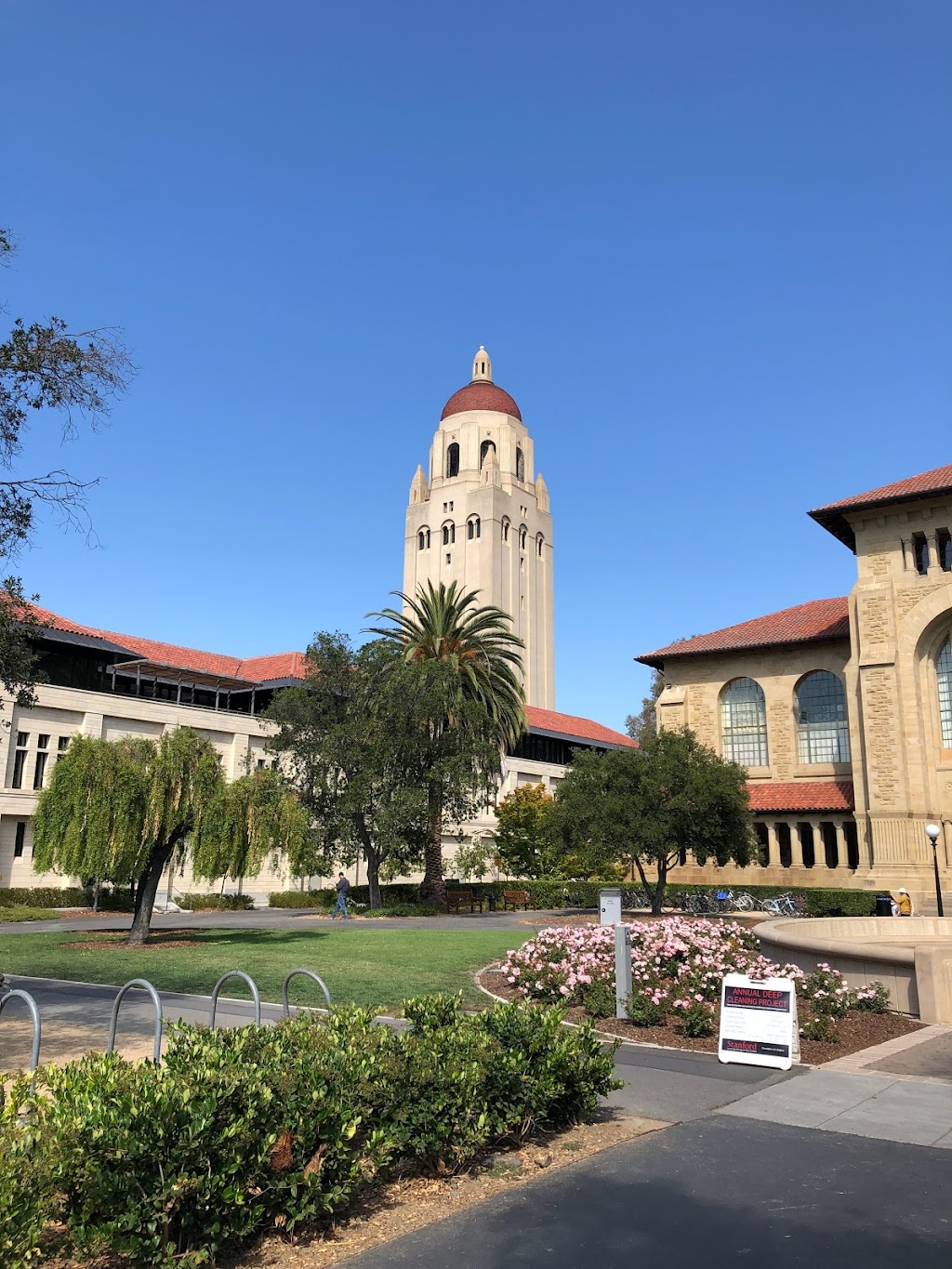 Hoover War-Revolution-Peace Library | Hoover Tower, 550 Serra Mall, Stanford, CA 94305, USA | Phone: (650) 723-2058