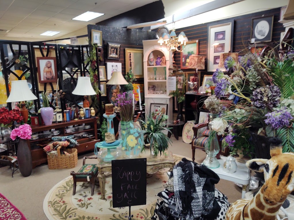 Piccolo Antique Mall | 134 N Main St, Belmont, NC 28012, USA | Phone: (704) 825-5656