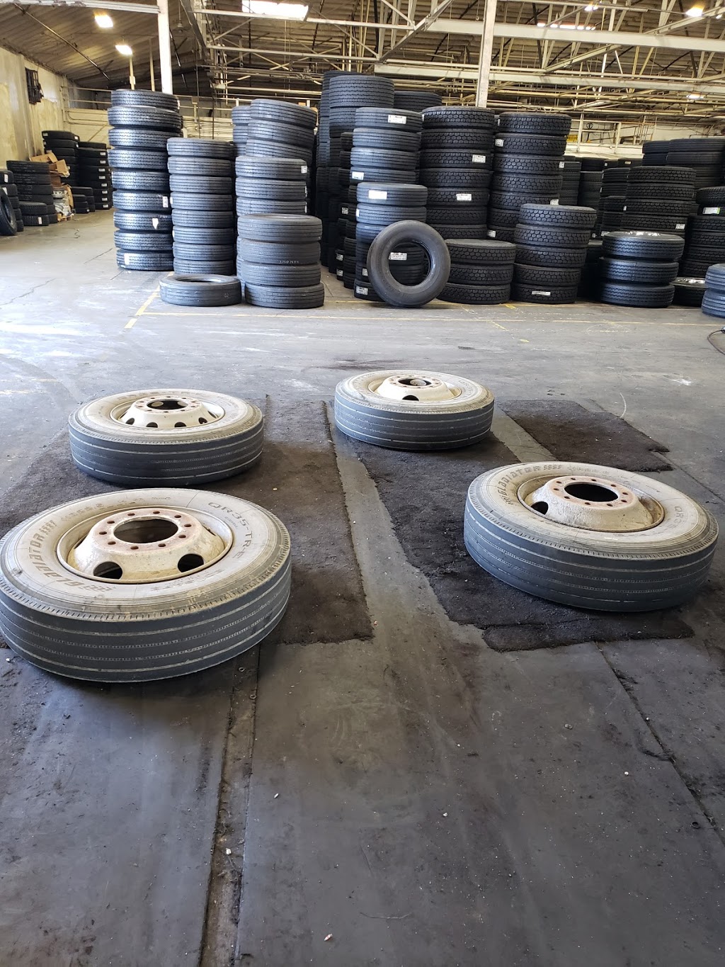 Border Tire | 7801 Rosecrans Ave, Paramount, CA 90723, USA | Phone: (657) 999-4210