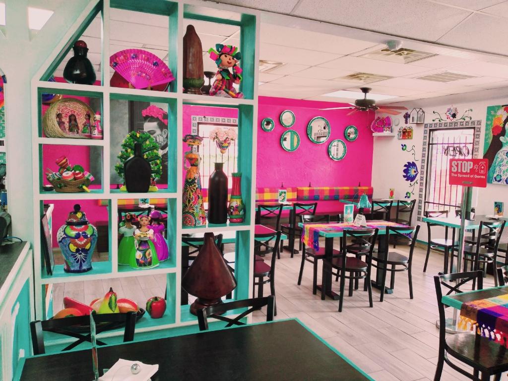 Mi Sazon Mexican Restaurant | 3505 S Polk St, Dallas, TX 75224, USA | Phone: (214) 375-3333