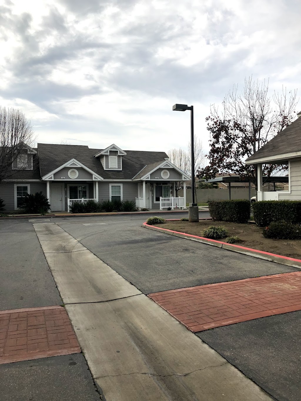 Central Avenue Senior Apt | 300 Central Ave, Wasco, CA 93280, USA | Phone: (661) 758-1959