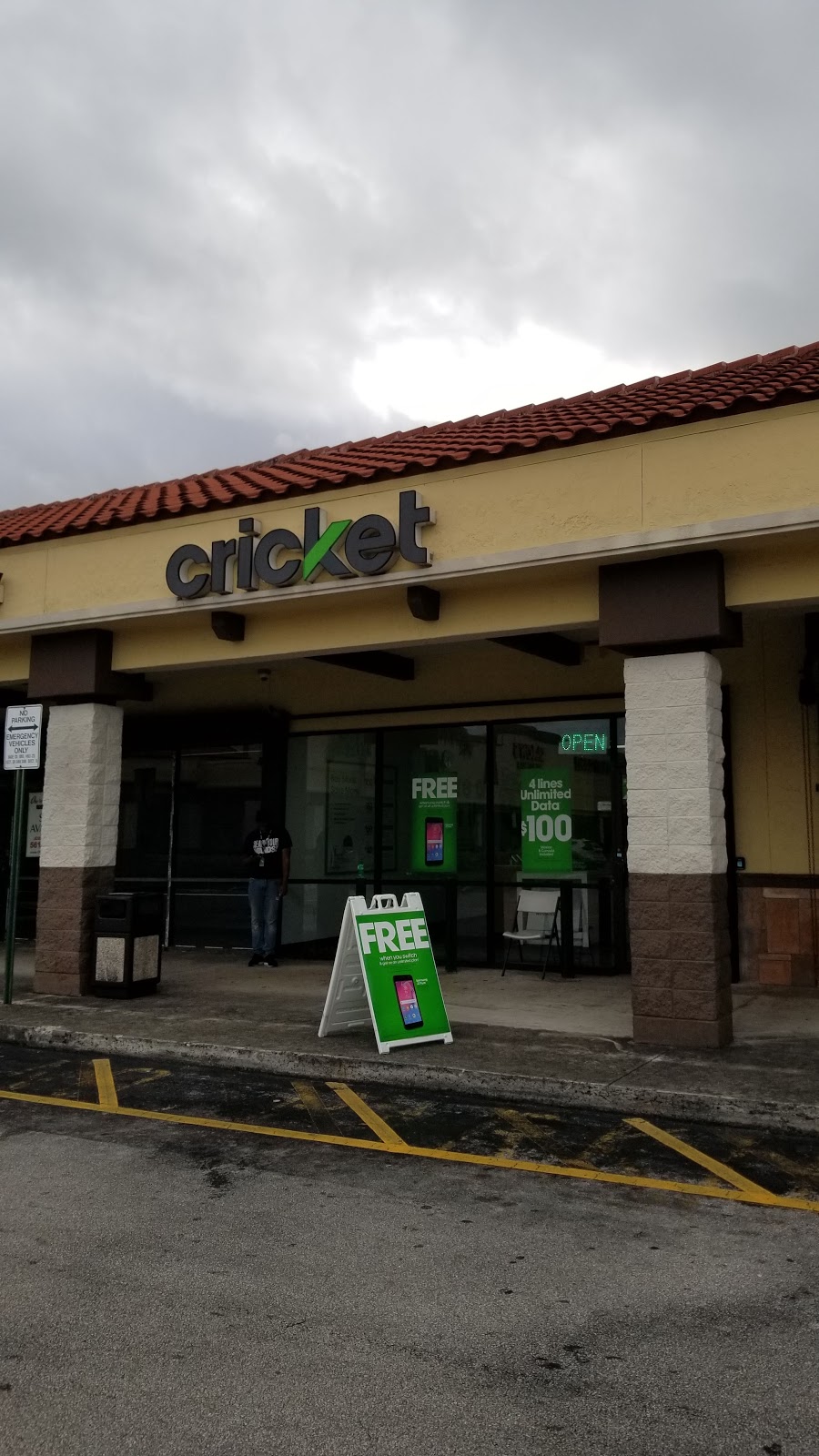 Cricket Wireless Authorized Retailer | 21337 NW 2nd Ave, Miami Gardens, FL 33169, USA | Phone: (305) 705-4618