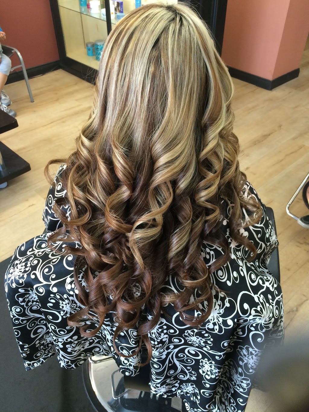 Alexias Hair Studio | 2130 E Florida Ave, Hemet, CA 92544, USA | Phone: (951) 490-9882