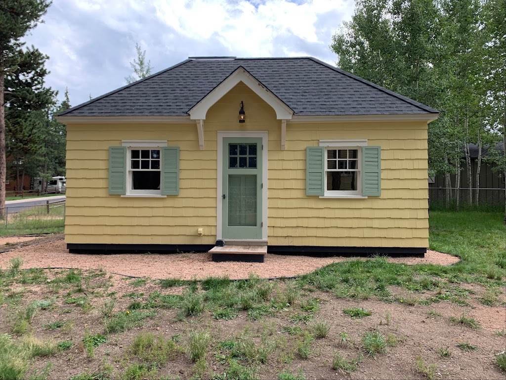 Mountain Paradise Cottage at the Historic Maytag House | 301 W Gunnison Ave, Woodland Park, CO 80863, USA | Phone: (303) 638-4355