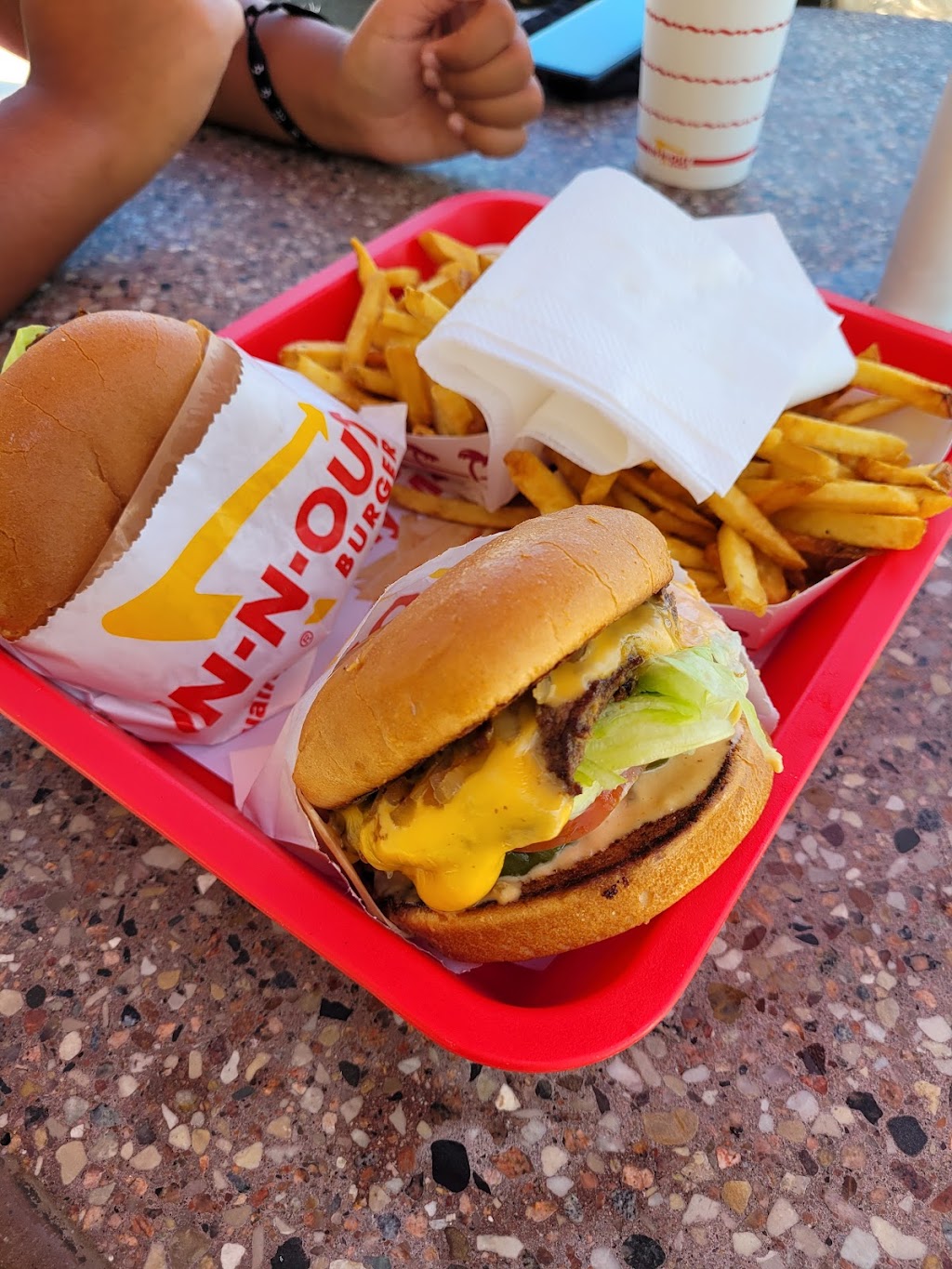 In-N-Out Burger | 7926 Valley View St, Buena Park, CA 90620, USA | Phone: (800) 786-1000