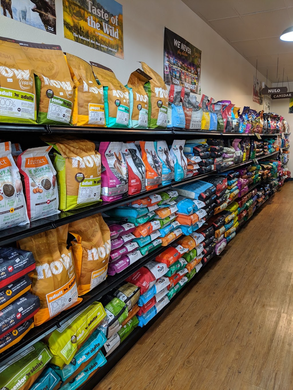 The Wagging Tail Pet Grocery & Supplies | 10170 W Tropicana Ave #157, Las Vegas, NV 89147, USA | Phone: (702) 247-7774