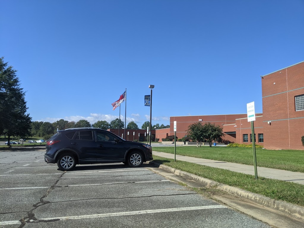 Dalton McMichael High School | 6845 NC-135, Mayodan, NC 27027, USA | Phone: (336) 427-5165