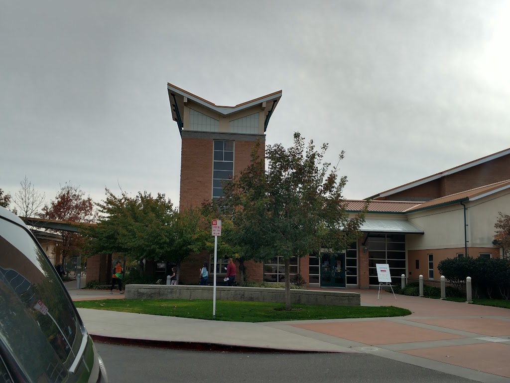 Roseville Sports Center | 1545 Pleasant Grove Blvd, Roseville, CA 95747, USA | Phone: (916) 774-5990