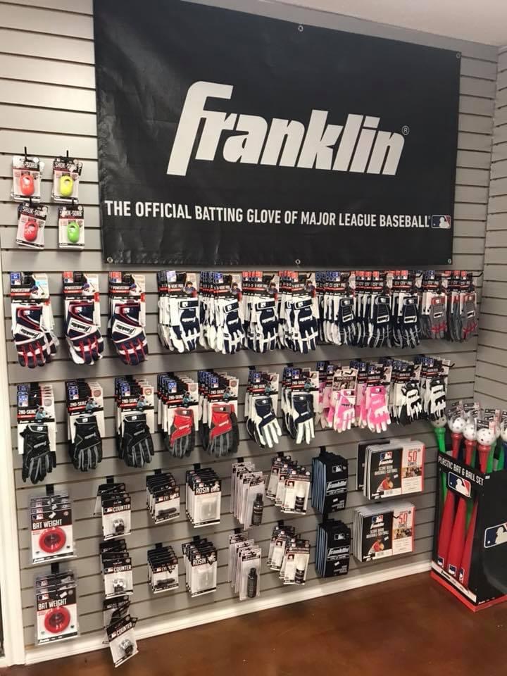 The Sports Hangar | 800 Topeka Ave, Justin, TX 76247, USA | Phone: (940) 648-1500