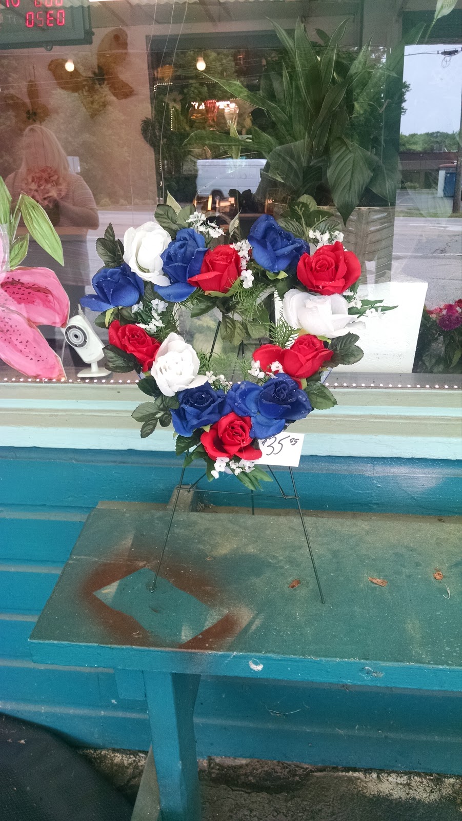 Grahams Floral Shoppe | 9787 Olde 8 Rd, Northfield, OH 44067, USA | Phone: (330) 467-8151