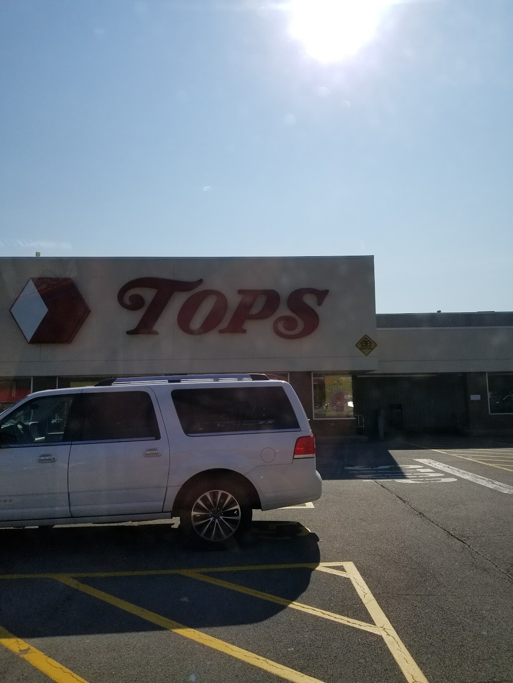 Tops Friendly Market | 3949 Lockport Olcott Rd, Lockport, NY 14094, USA | Phone: (716) 439-8900