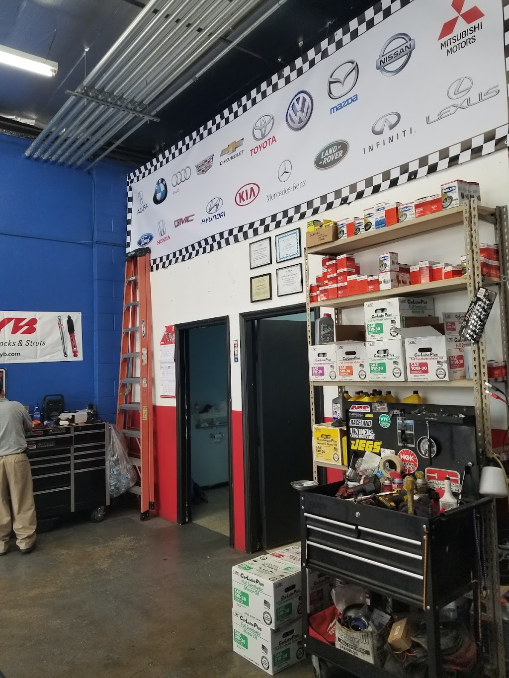 Auto Pro-Tech | 7117 Woodley Ave #2 Bay, Van Nuys, CA 91406, USA | Phone: (818) 582-3733