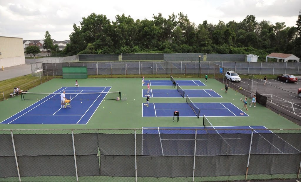 Scarborough East Tennis Club | 5641 Alshire Rd, Columbus, OH 43232, USA | Phone: (614) 868-5683