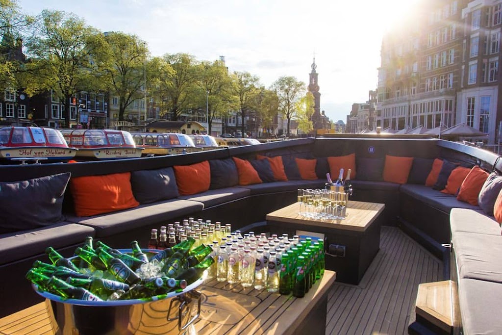 Boat Rental Amsterdam - Boatnow | Nieuwezijds Voorburgwal 334, 1012 RV Amsterdam, Netherlands | Phone: 06 52000201