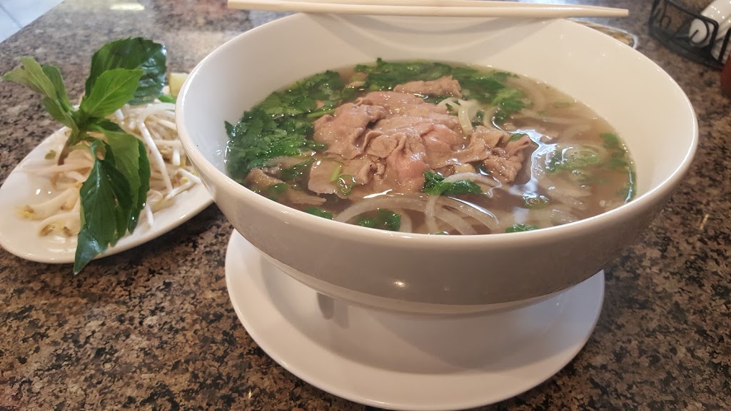 Surprise Pho Vietnamese Restaurant | 15693 N Reems Rd #113, Surprise, AZ 85374, USA | Phone: (623) 546-1111